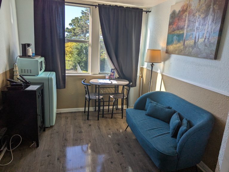 PXL_20251014_214210015